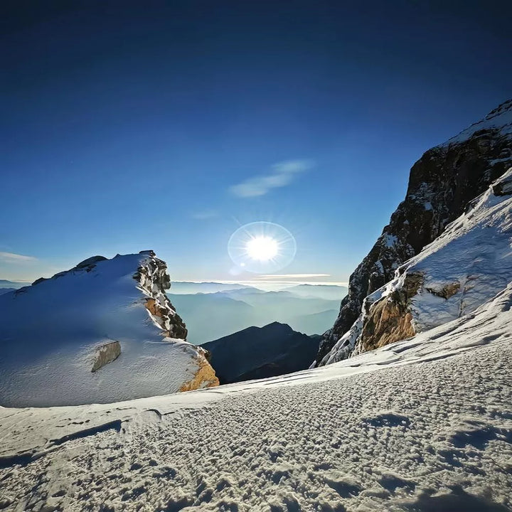Beautiful_Haba_Snow_Mountain_Views