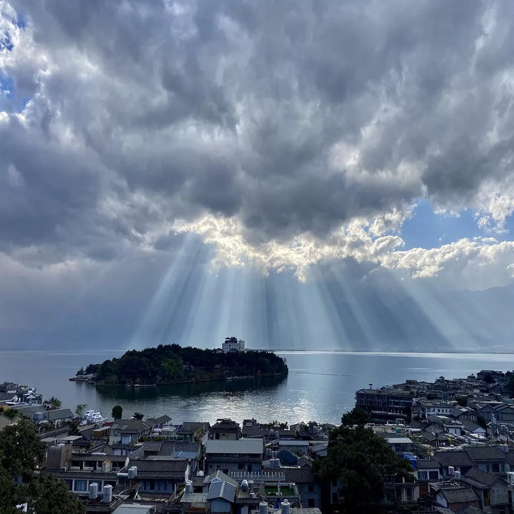 Eyecatching_Erhai_Lake_Views
