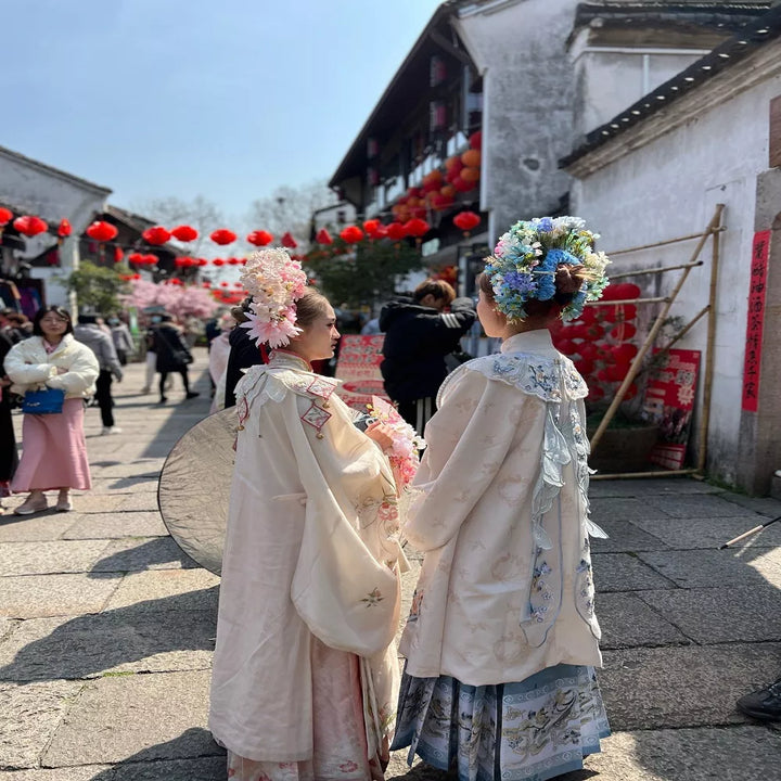 Hanfu_and_Hairpin_Experience_in_Xitang