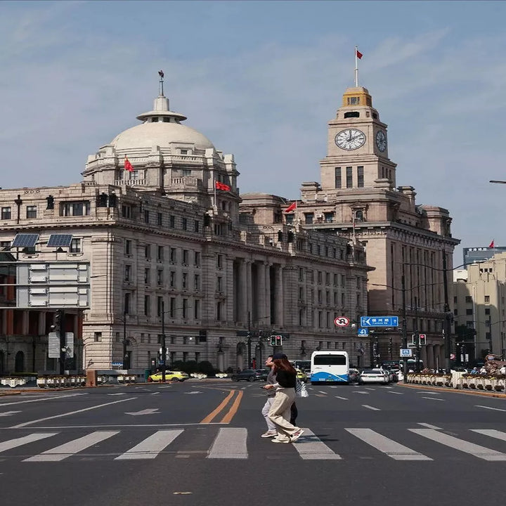 The_Bund_s_Architectural_Heritage_in_Modern_Shanghai